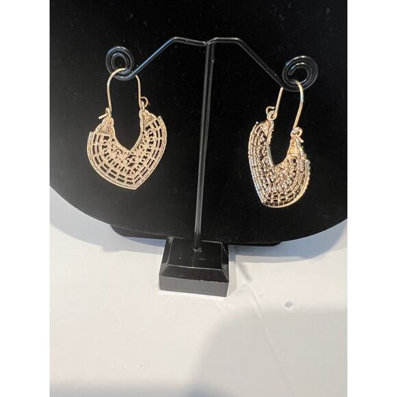 Vintage Antique 2 inch Intricate Design Bohemian Indian Brass Pierced Earrings - Picture 4 of 4